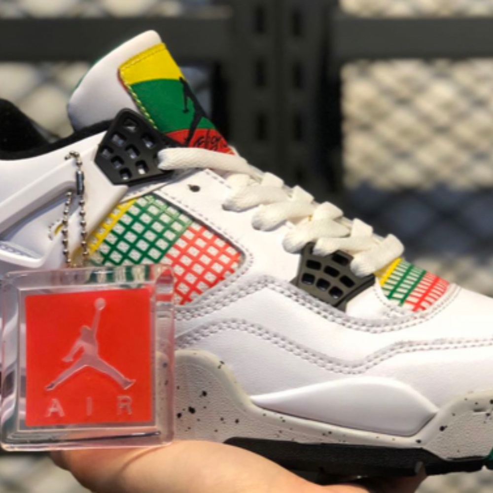 Green red yellow 4s